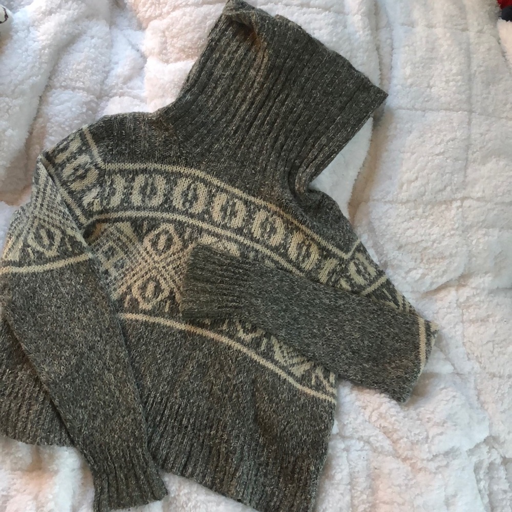 H&M Cropped Cowl Neck Sweater